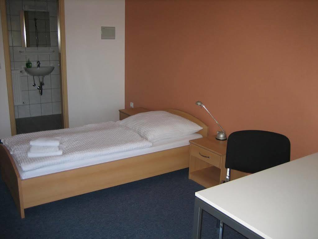 Messe Motel Laatzen Zewnętrze zdjęcie